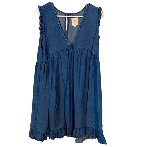 🌹 HARPER HERITAGE V NECK CHAMBRAY MINI DRESS - Picture 1 of 4